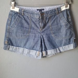Tommy Hilfiger Women's Denim Blue Short. Size 8